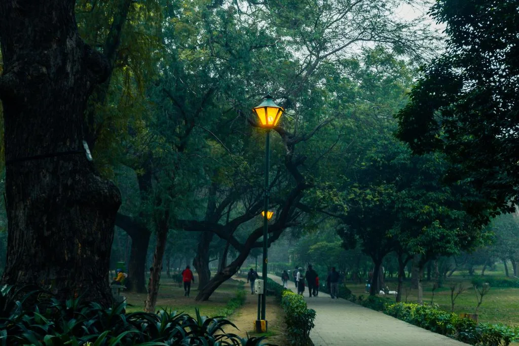 Evening Park Lamp